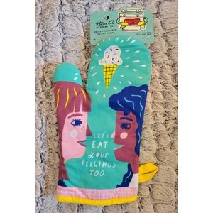 NWT Blue Q Oven Mitt "Let's Eat Your Feelings Too"